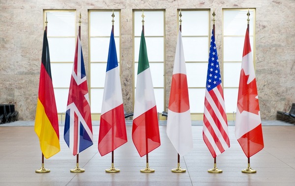 G8