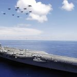 USS_Abraham_Lincoln_(CVN-72)_underway_in_the_South_China_Sea_on_8_May_2006_(060508-N-4166B-030)