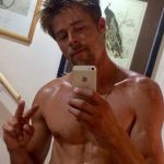0_PAY-Brad_Pitt_Lookalike_39_TRIANGLENEWS