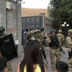 В Кыргызстане штурм Атамбаева