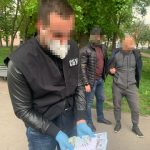 взяточник